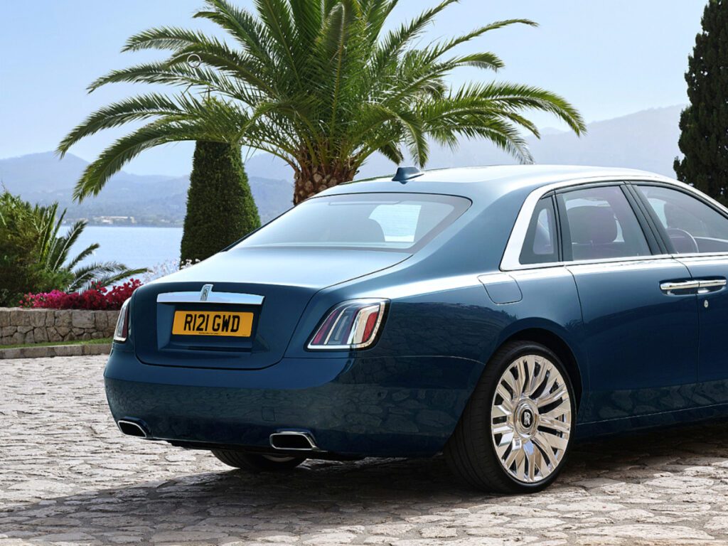 Rolls-Royce-Ghost-Series-II-Unveiled-2-1024x768.jpg