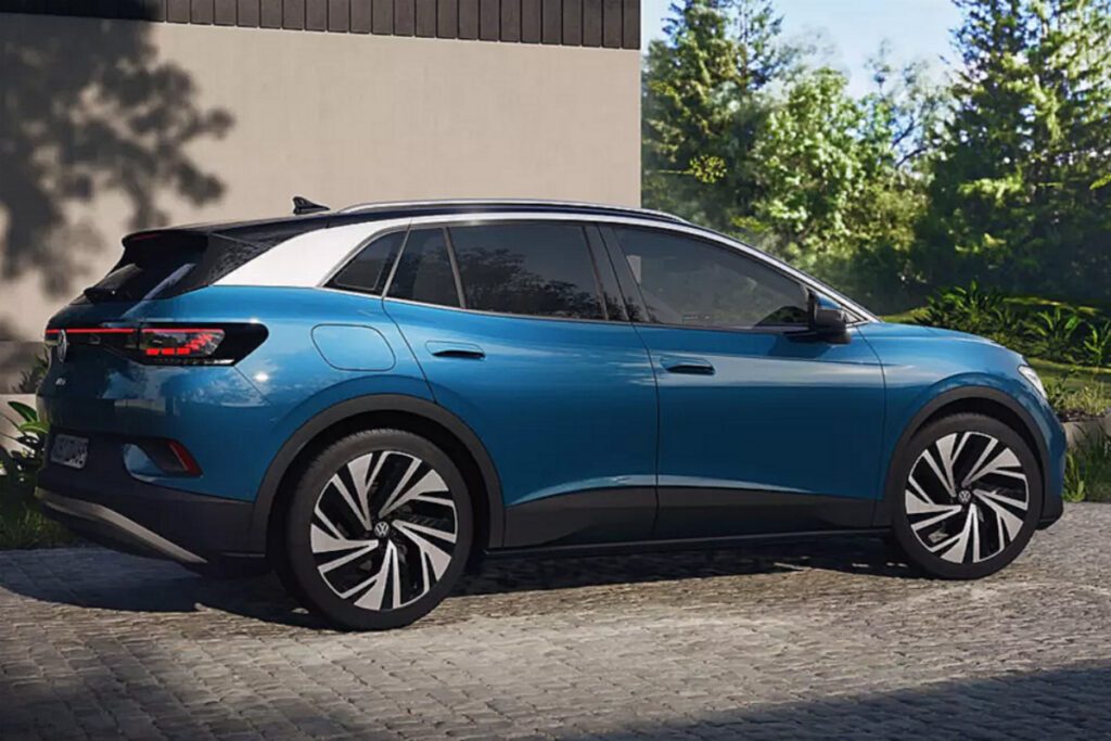 Volkswagen-starts-delivering-2025-ID.4-to-customers-3-1024x683.jpg