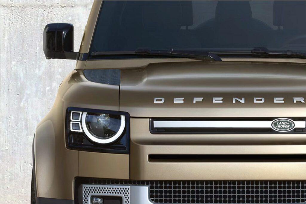 JLR-Korea-launches-new-Defender-130-7-seater-model-1024x683.jpg
