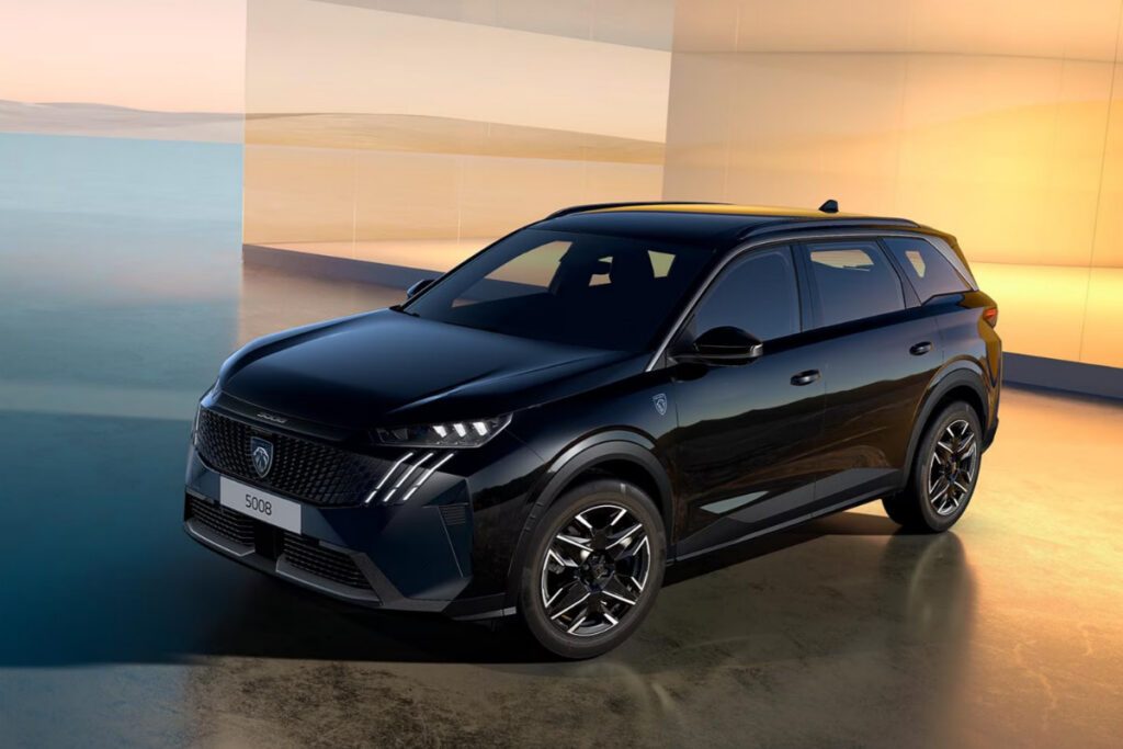 Peugeot-5008-e-5008-5-seater-model-unveiled-1-1024x683.jpg