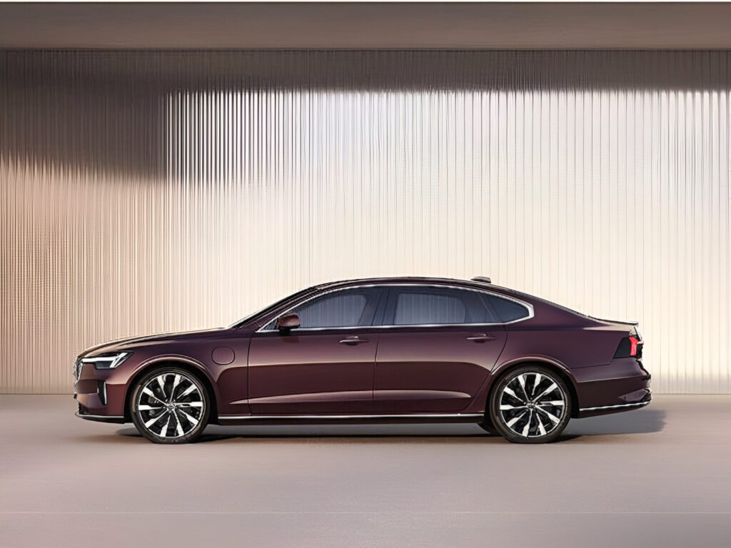 Volvo-Sedan-S90-Facelift-Revealed-4-1-1024x768.jpg