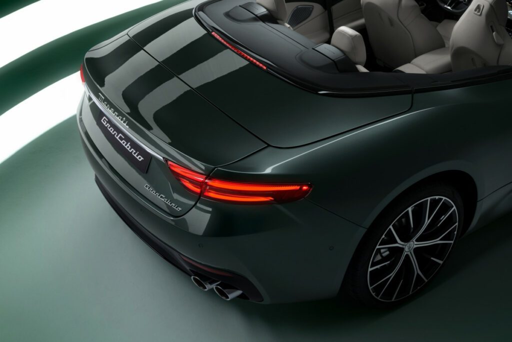 Maserati-GranCabrio-entry-model-and-one-off-model-%E2%80%98ICE-unveiled-4-1024x683.jpg