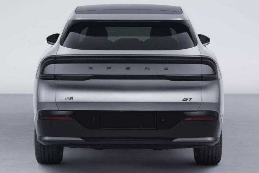 Xpeng-G7-Unveils-Reminds-Of-Kia-EV6-3-1024x683.jpg