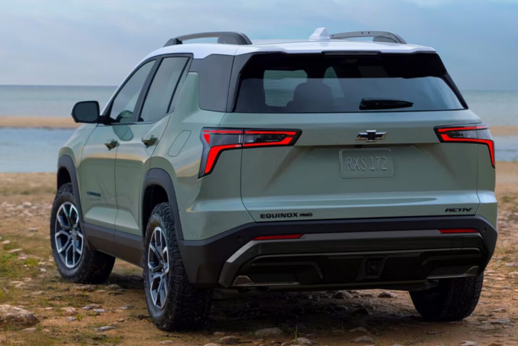 Chevrolet-Equinox-midsize-SUV-launch-imminent-2-1024x683.jpg