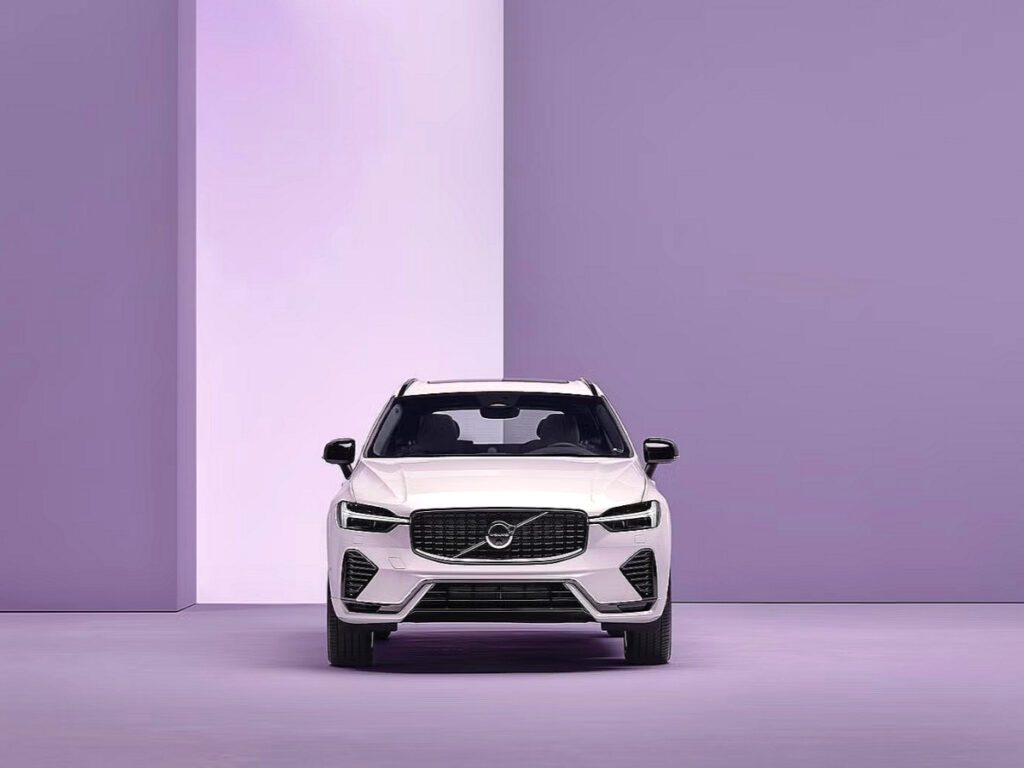 Volvo-XC60-partially-modified-model-revealed-4-1024x768.jpg