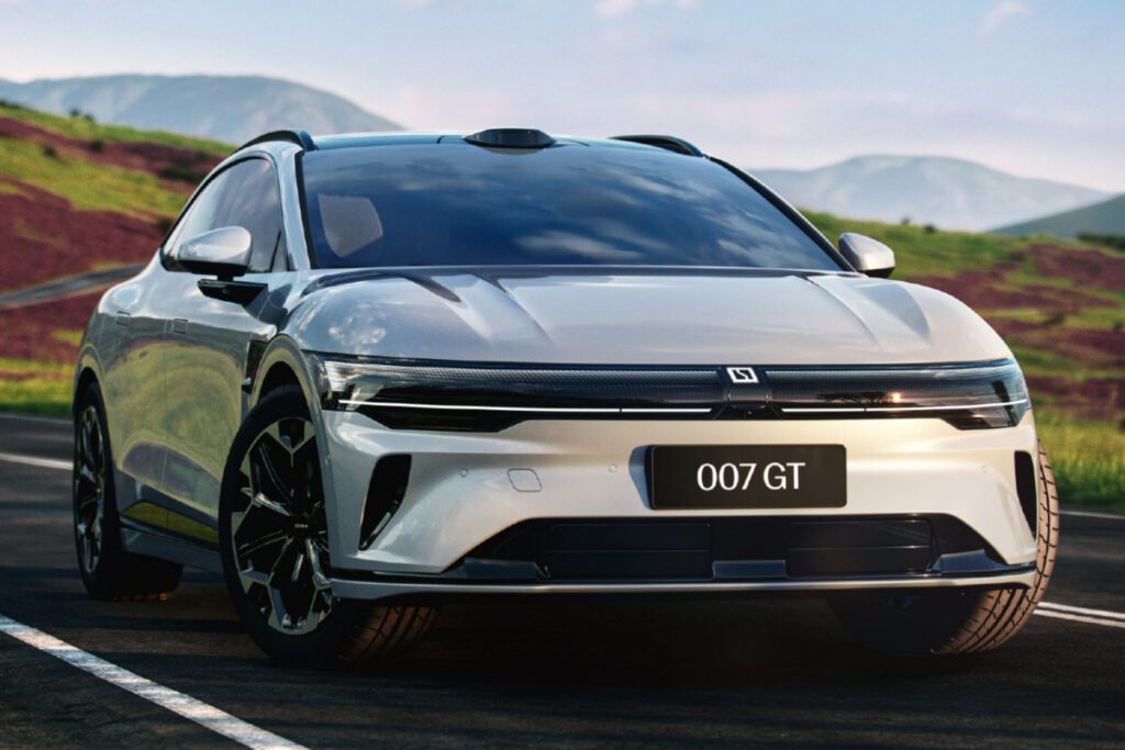 Zeekr-007-GT-re-challenge-the-wagon-market-1024x683.jpg