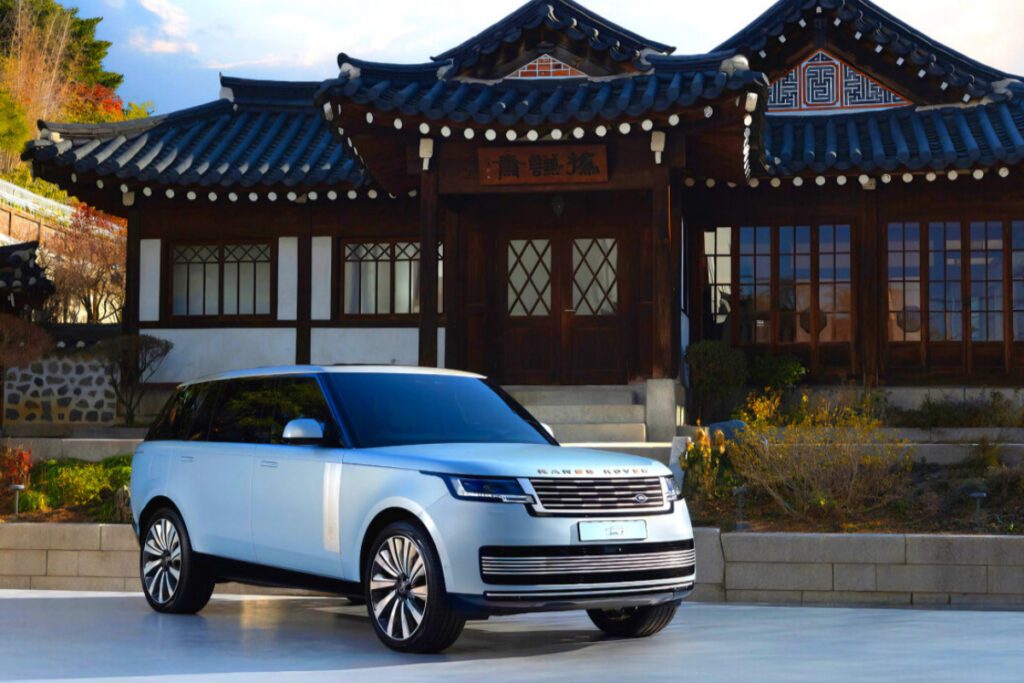 Range-Rover-only-5-units-released-worldwide-1024x683.jpg