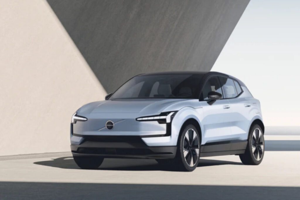 Volvo-EX30-an-electric-SUV-priced-at-40-million-won-is-imminent-to-be-launched-1024x683.jpg