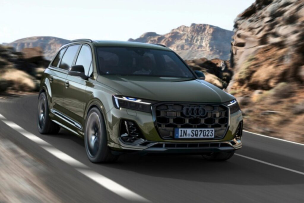 2THE-NEW-AUDI-Q7-1024x683.jpg