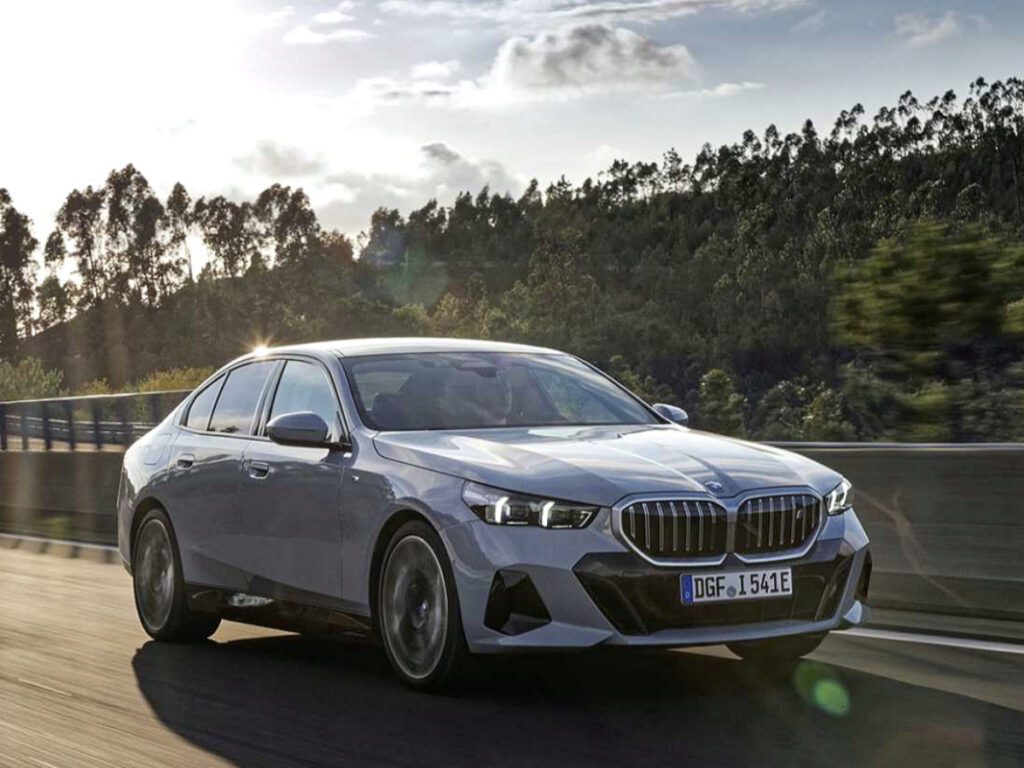 BMW-Electric-Sedan-New-i5-xDrive40-Officially-Launched-in-Korea-1024x768.jpg