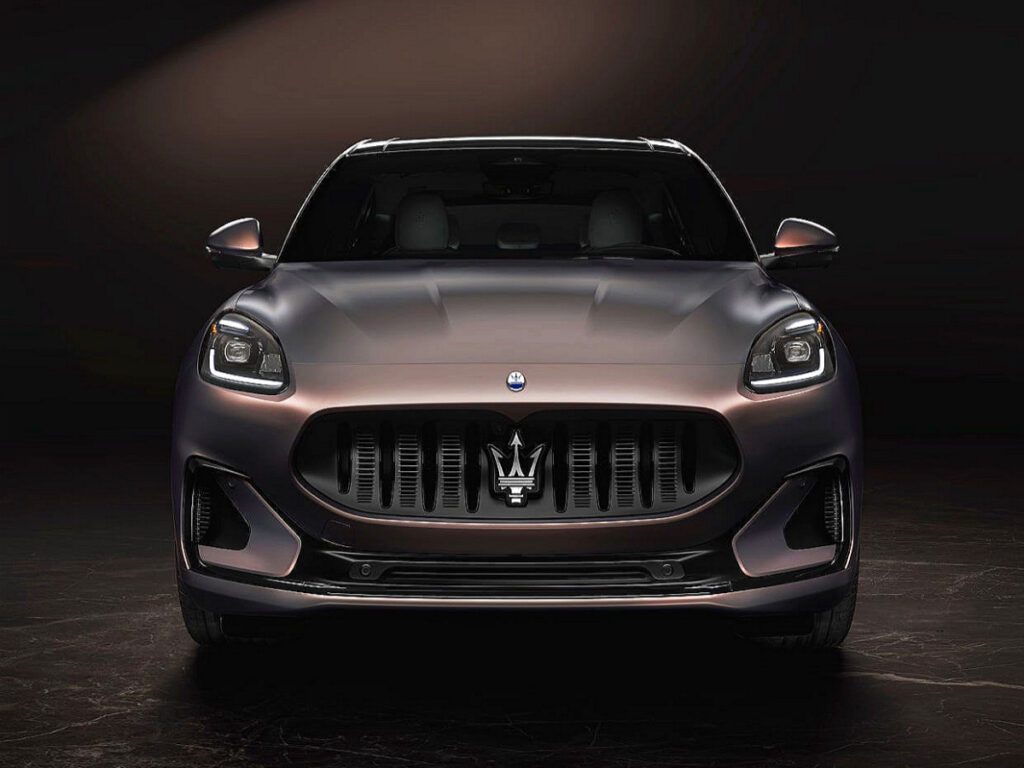 Maseratis-first-electric-SUV-the-Grecale-Folgore-begins-domestic-delivery-4-1024x768.jpg