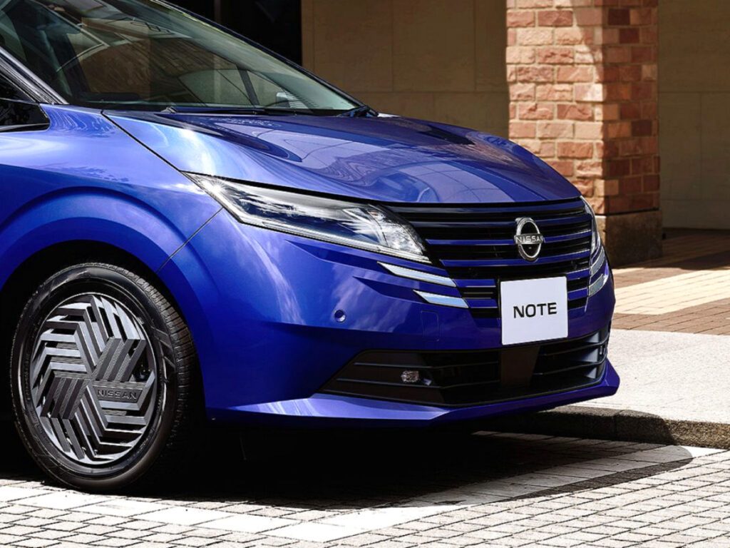 Nissan-Hybrid-Hatchback-Note-X-Launched-4-1024x768.jpg