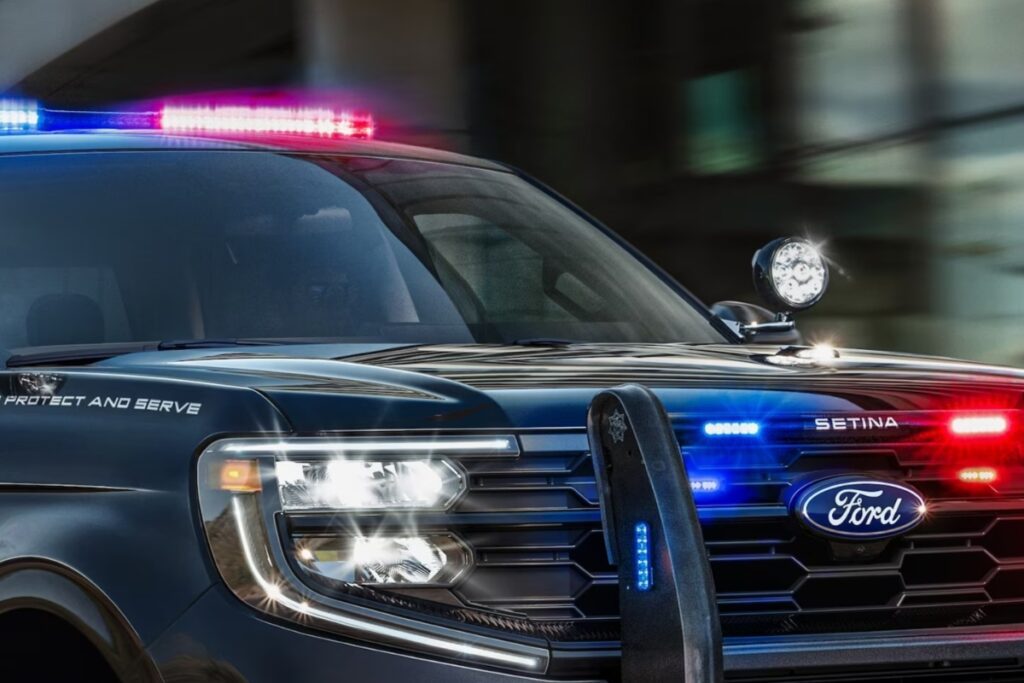 4Ford-2025-Expedition-police-car-1024x683.jpg