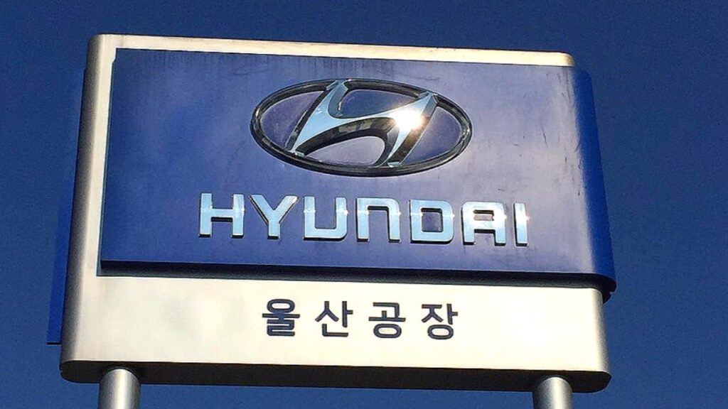 Hyundai-Motor-Ulsan-Plant-Electric-Vehicle-Line-Production-Suspended-5-1024x576.jpg