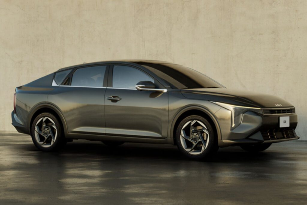 Kia-K4-is-more-disappointing-than-Avante-1024x683.jpg