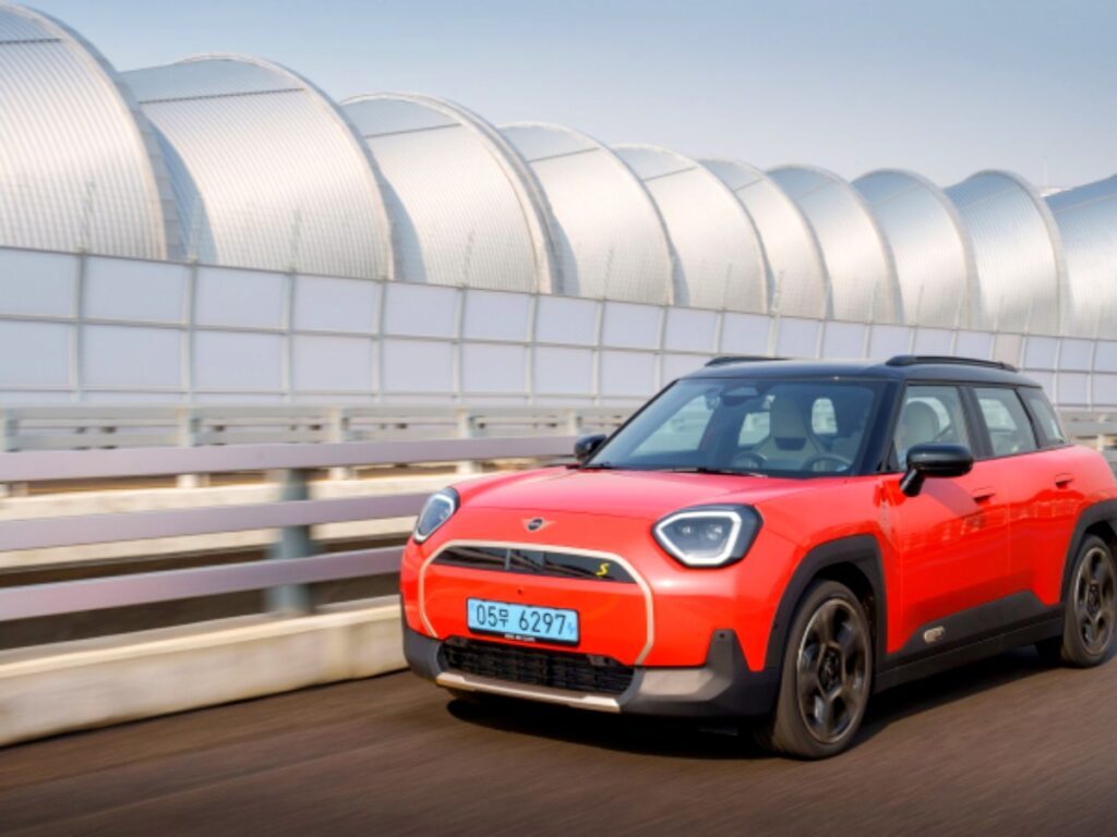 The-New-All-Electric-MINI-Aceman-1.jpg-1-1024x768.jpg
