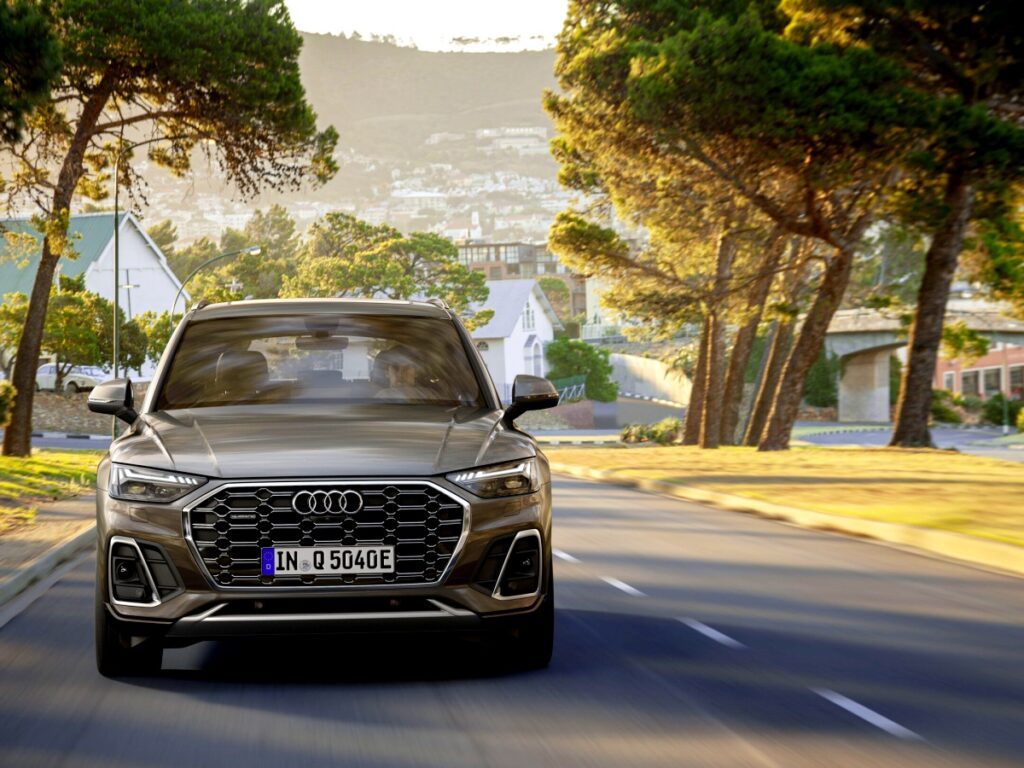 Q5-TFSI-e1-1024x768.jpg
