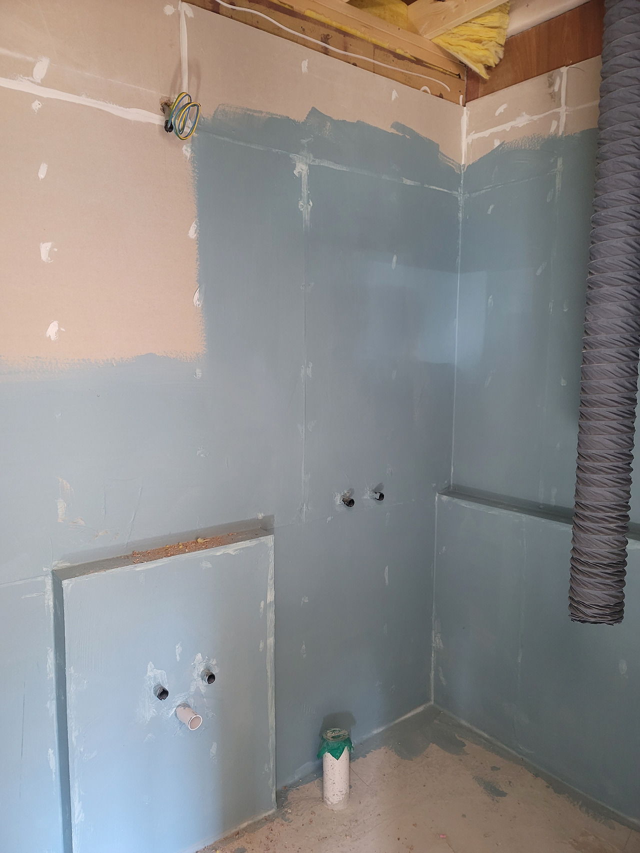 화장실 방수액 도포 사진.jpg