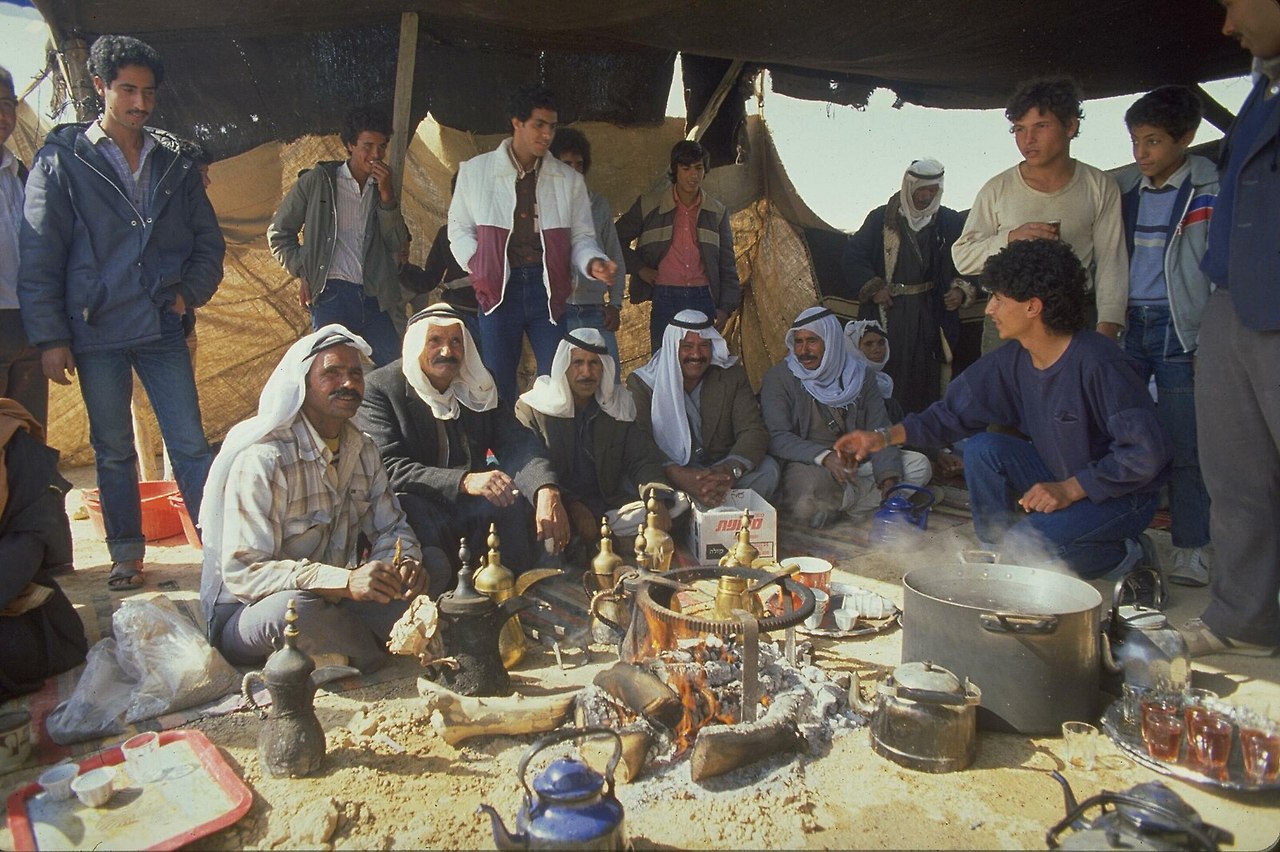 Flickr_-_Government_Press_Office_(GPO)_-_A_Bedouin_Celebration.jpg