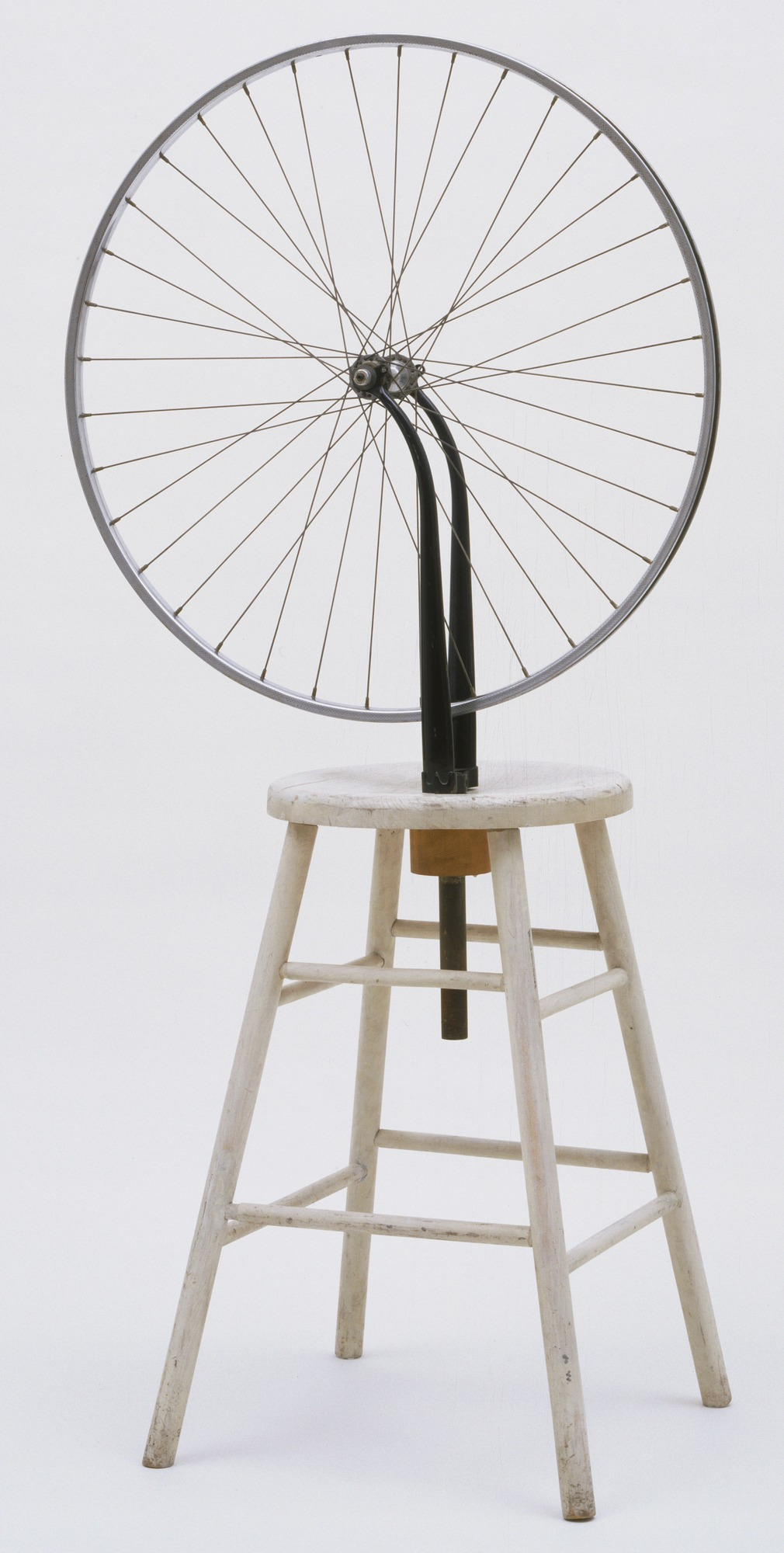marcel-duchamp-bicycle-wheel-1913-obelisk-art-history.jpg