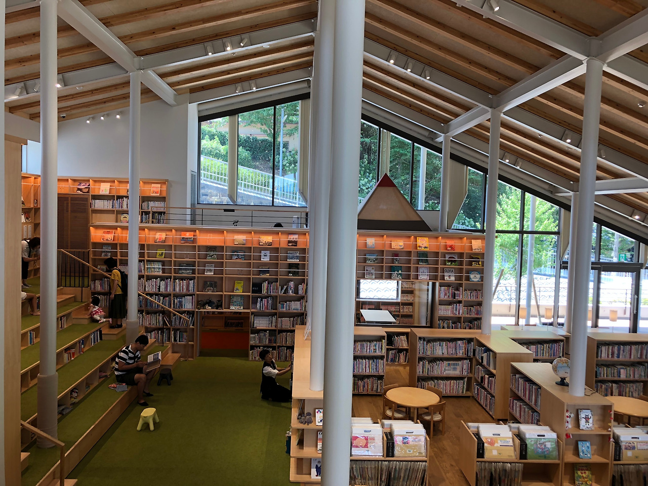 다케오도서관어린이2.jpg