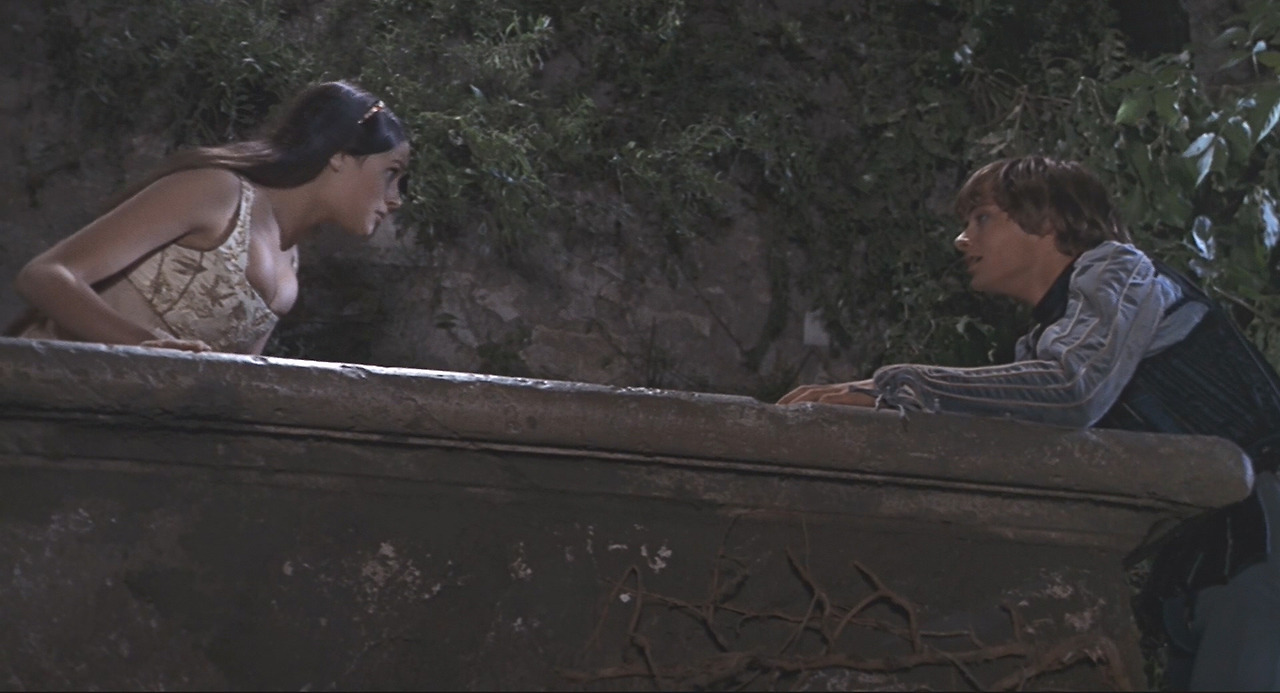 Romeo.and.Juliet.1968.1080p.BluRay.X264-AMIABLE.mkv_20241112_173542.758.jpg