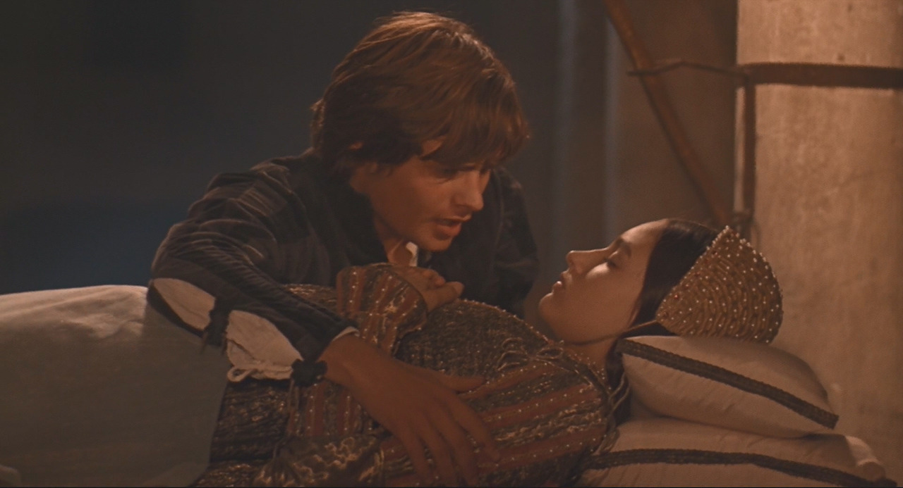 Romeo.and.Juliet.1968.1080p.BluRay.X264-AMIABLE.mkv_20241112_174250.486.jpg