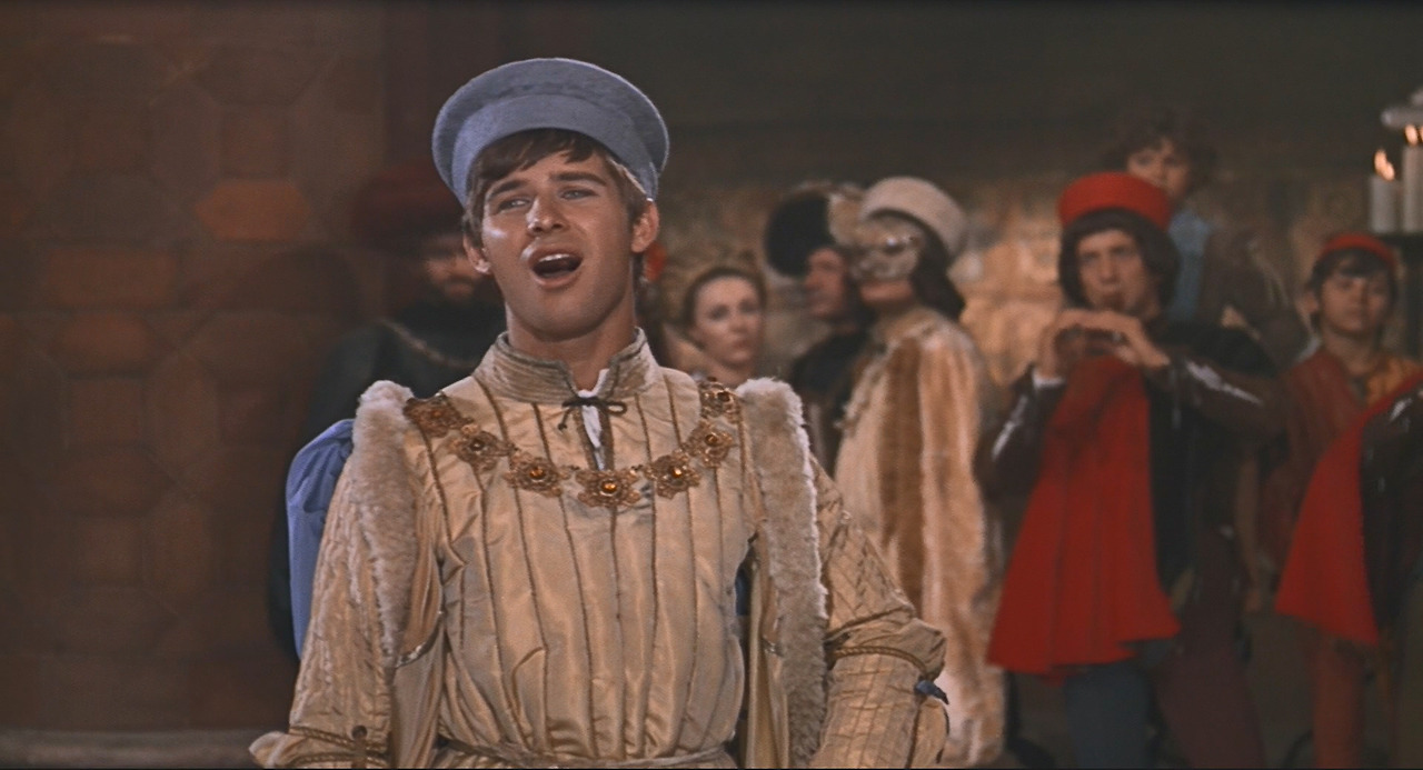 Romeo.and.Juliet.1968.1080p.BluRay.X264-AMIABLE.mkv_20241112_173211.248.jpg