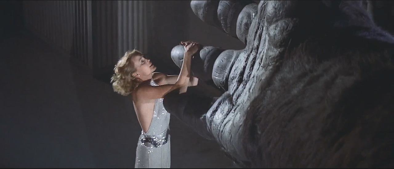 King.Kong.1976.1080p.BluRay.H264.AAC-RARBG.mp4_20241017_164347.262.jpg