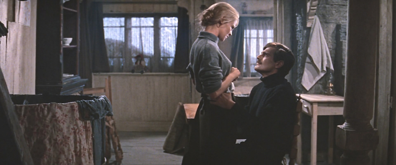 Doctor.Zhivago.1965.1080p.BluRay.x264.Hi10P.AC3-ONe.mkv_20241203_110527.619.jpg