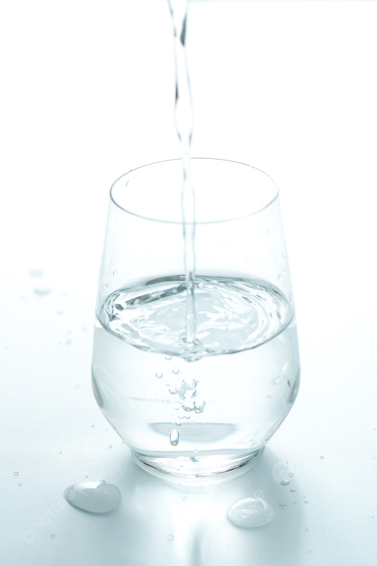 pngtree-pour-water-cup-picture-picture-image_1674706.jpg