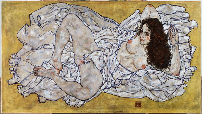 누워 있는 여성 1917.jpg