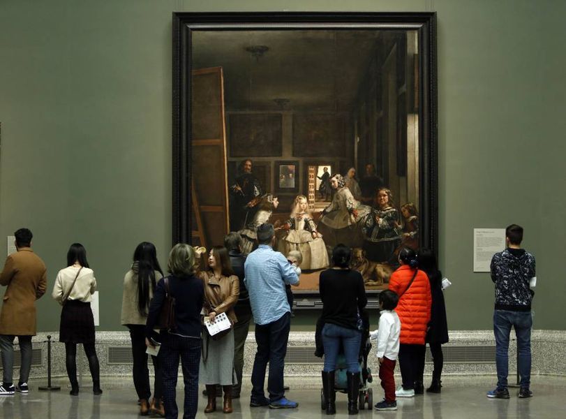 Las-Meninas-at-Museo-del-Prado.jpg