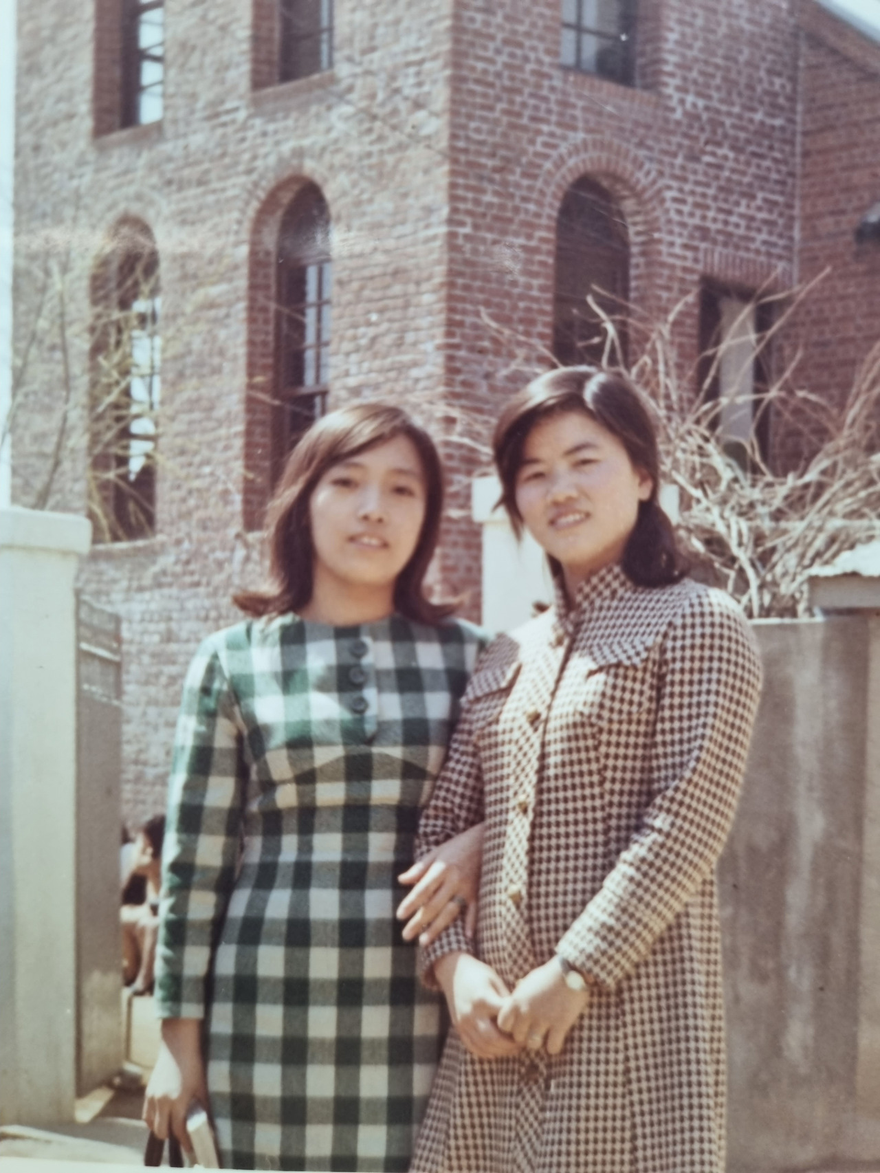 사본 -20220623_115932 아내와 조만실.jpg