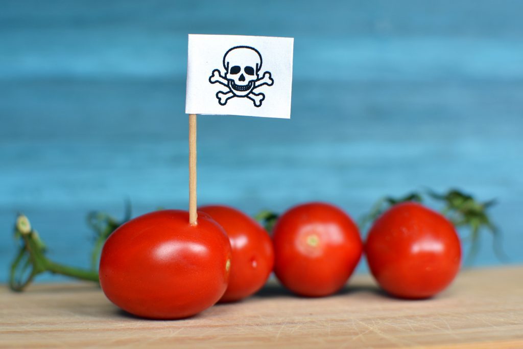 tomatoes_poison-1024x683.jpg