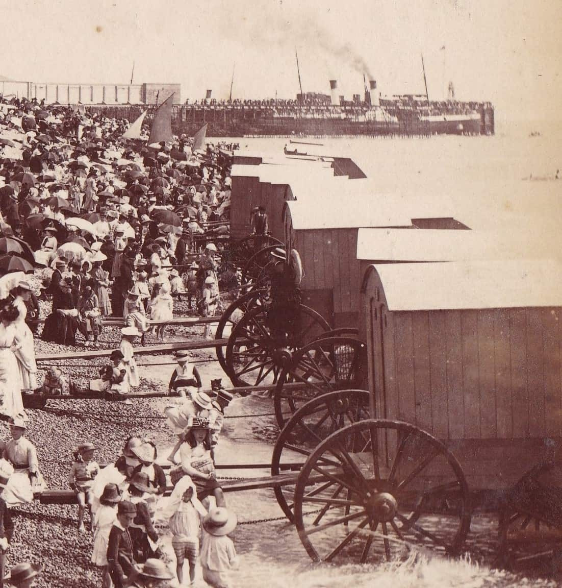 Seaside-Holidays-Resources-Folkestone-bathing-machines-close-up.jpg