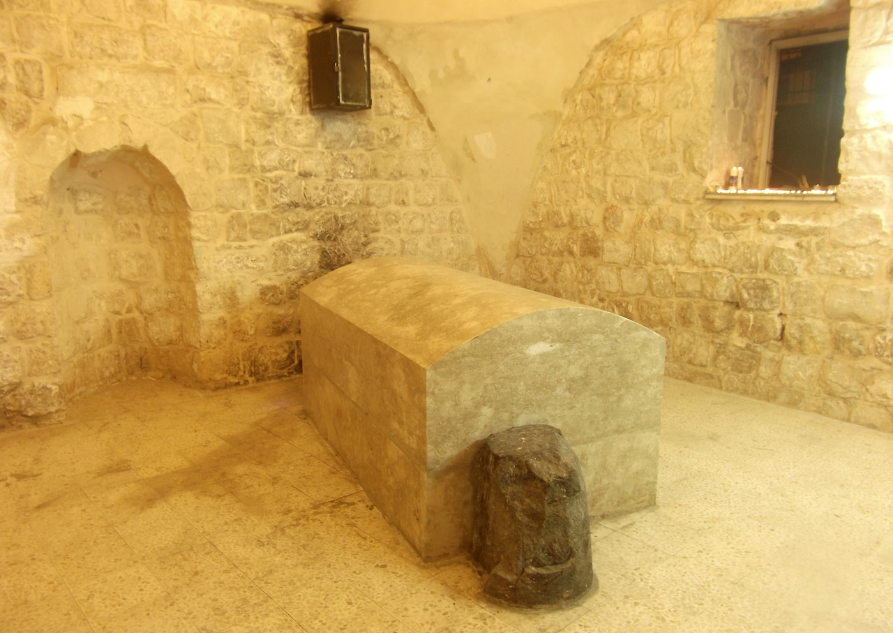 the-bare-tomb.jpg