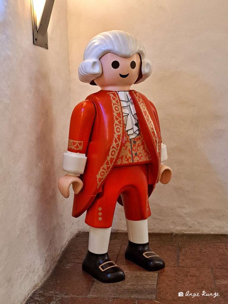 mozart-playmobil-salzburg-768x1024.jpg