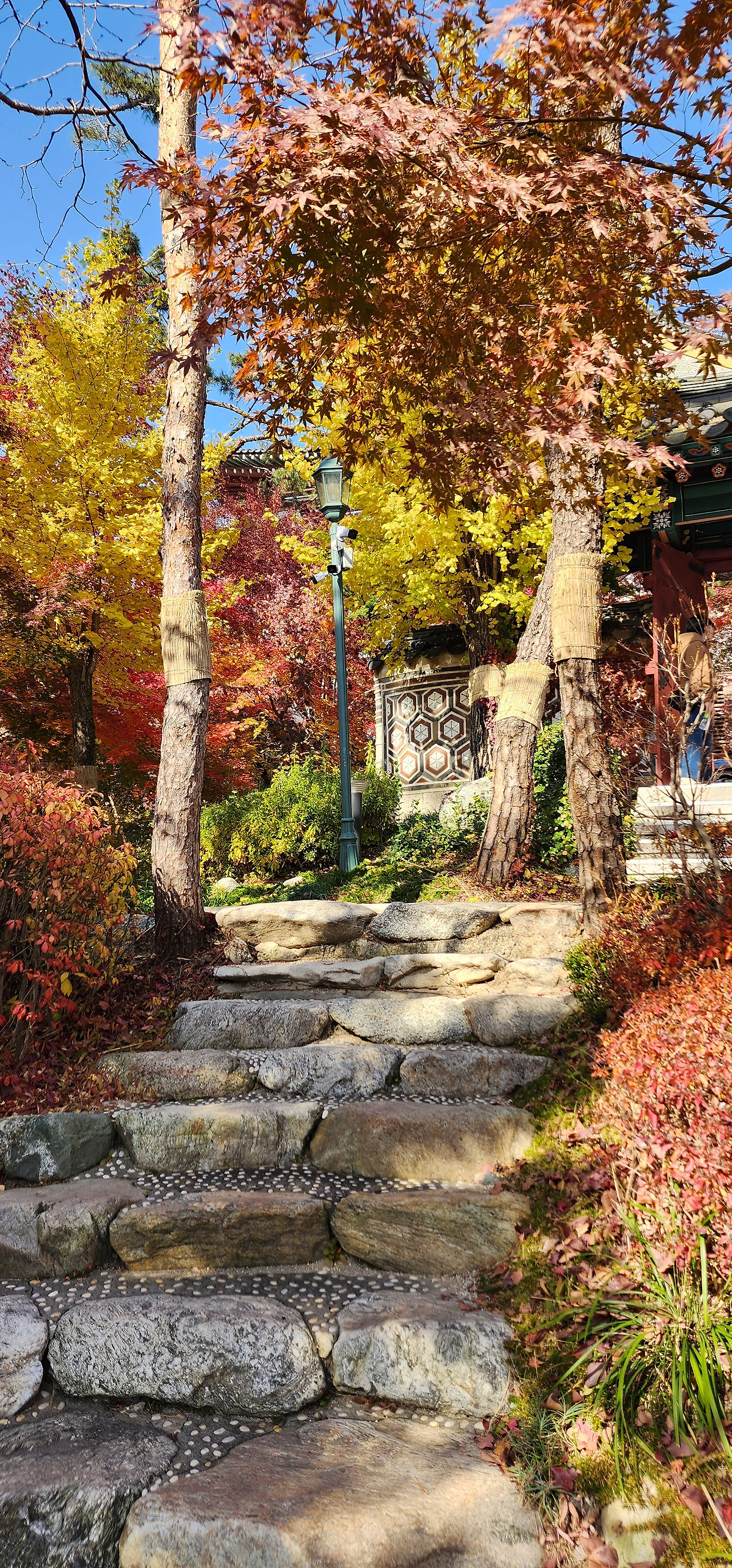 동백헌 계단4.jpg