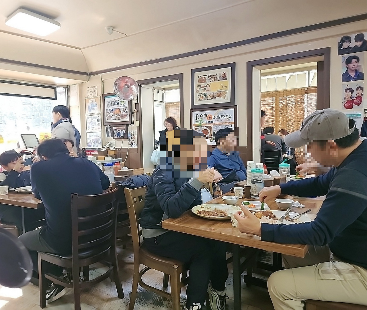 돈까스 내부.jpg