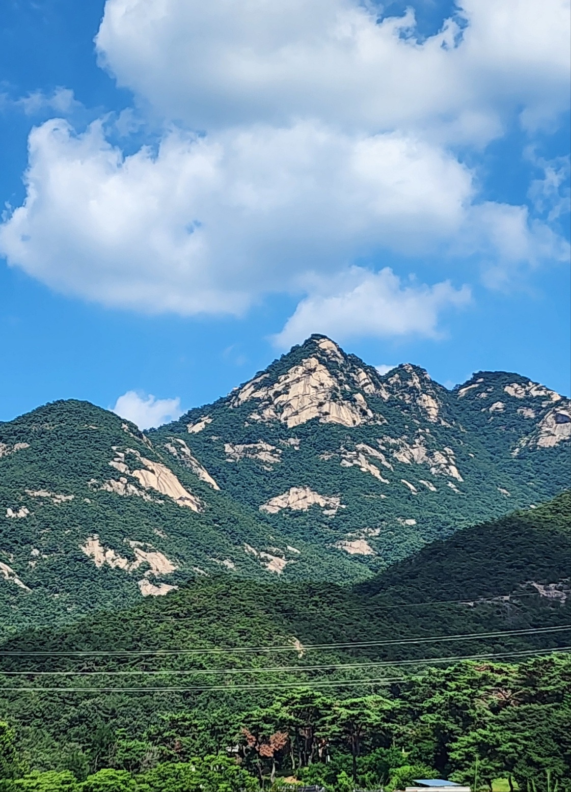 옥상 북한산.jpg