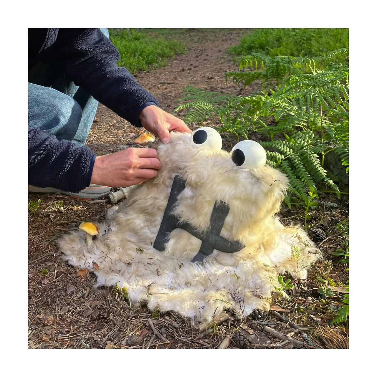 cd9e26de875a6dea72010f198a2b954bc7853c7e-2560x2560 copy.jpg