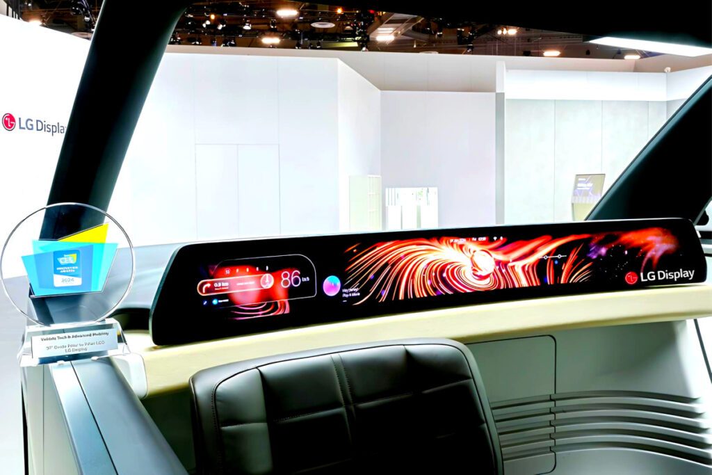 a-super_sized-vehicle-display-001-1024x683.jpg