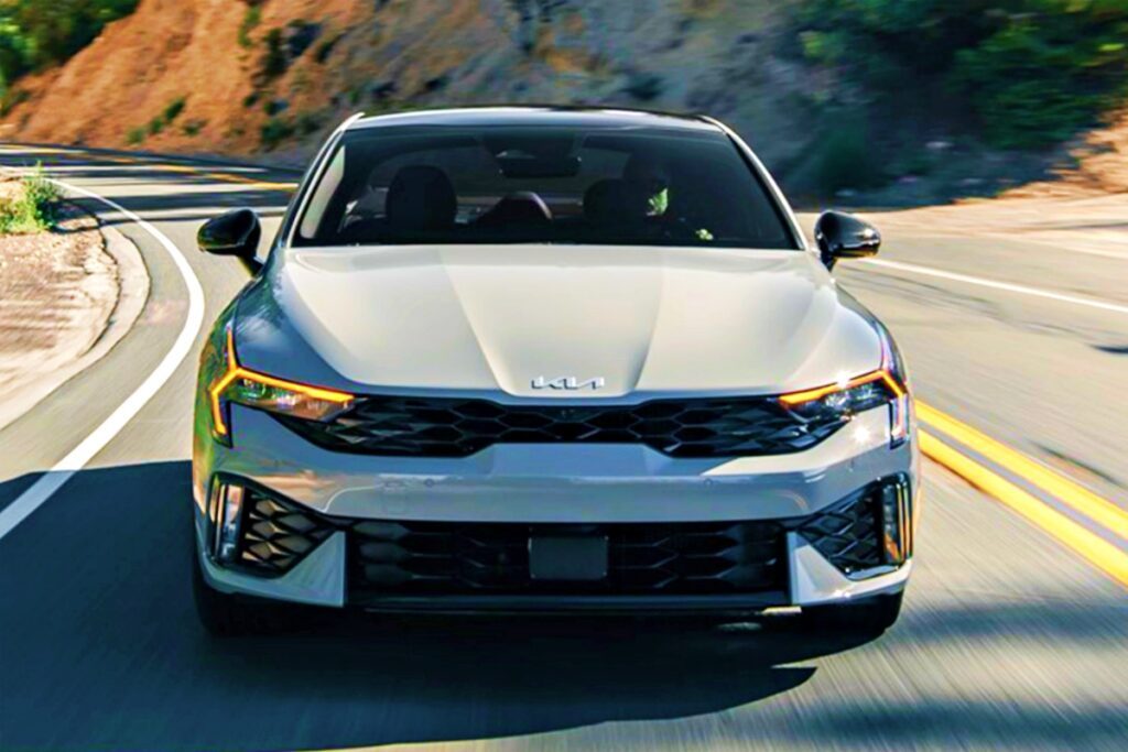 Kia-K5-GT-1024x683.jpg