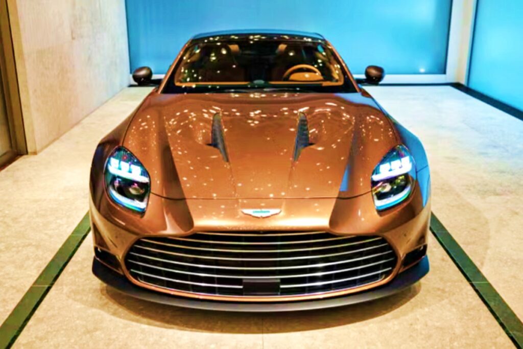 Aston-Martin-2025-Vanquish-1024x683.jpg