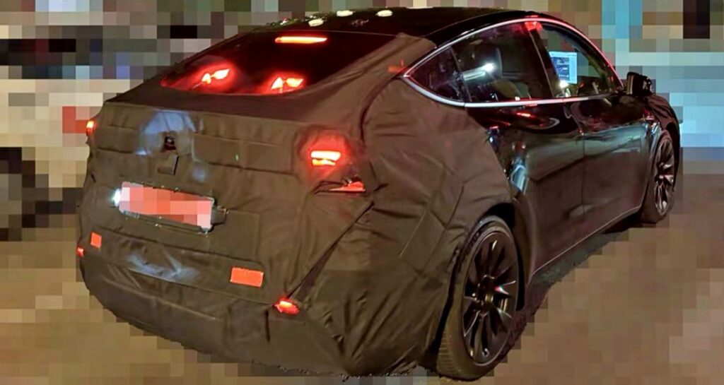 Tesla-Model-Y-Juniper-Spy-Shots-3_-1024x545.jpg