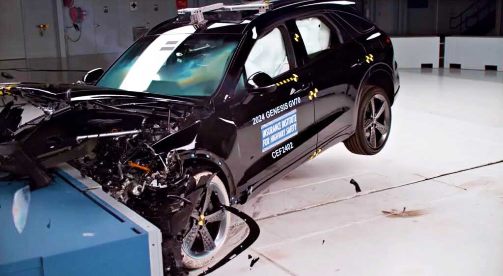 IIHS-%EC%A0%9C%EB%84%A4%EC%8B%9C%EC%8A%A4-GV70-%EC%B6%A9%EB%8F%8C%ED%8F%89%EA%B0%80_-1024x562.jpg