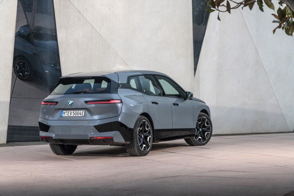 BMW-iX-new-battery-5-1024x683.jpg
