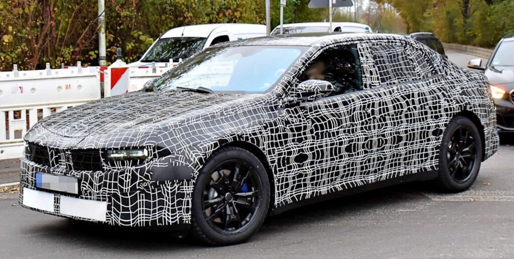 2026-bmw-i3-sedan-spy-shot-2_-1024x516.jpg