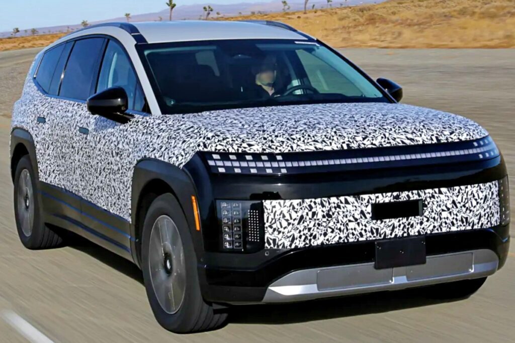 Hyundai-Ioniq-9-Prototype-1024x683.jpg
